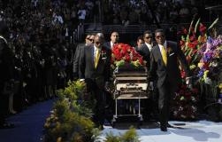 杰克逊公众追悼会举行十亿歌迷同悼巨星(图)